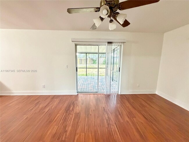 Building Photo - 1434 SE Concha St