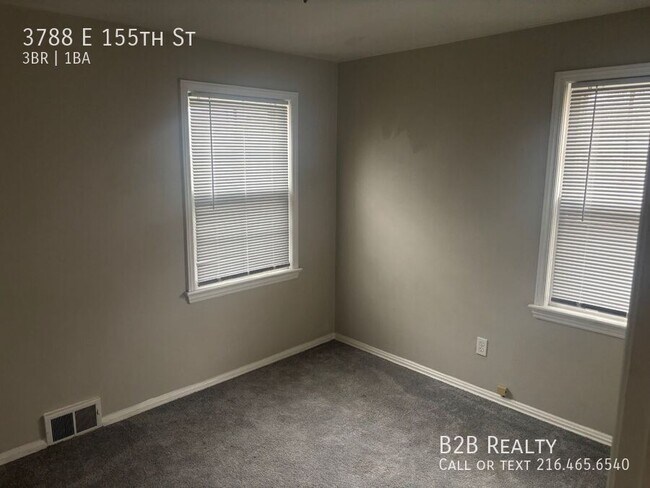 Building Photo - 3788 E 155th St