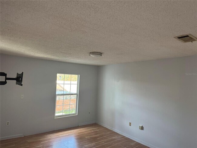 Building Photo - 1212 Indian Bluff Dr