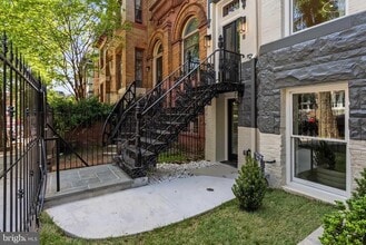 Building Photo - 1816 Belmont Rd NW