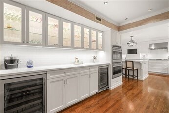 Building Photo - 83 Beacon St