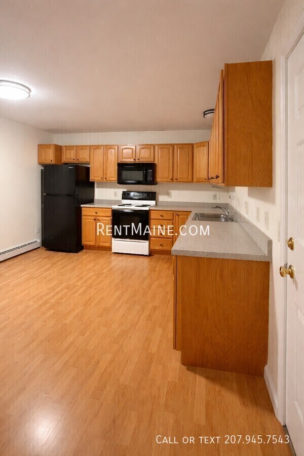 Building Photo - 1182 Ohio St