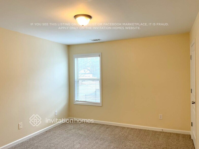 Building Photo - 1686 Stoney Chase Dr