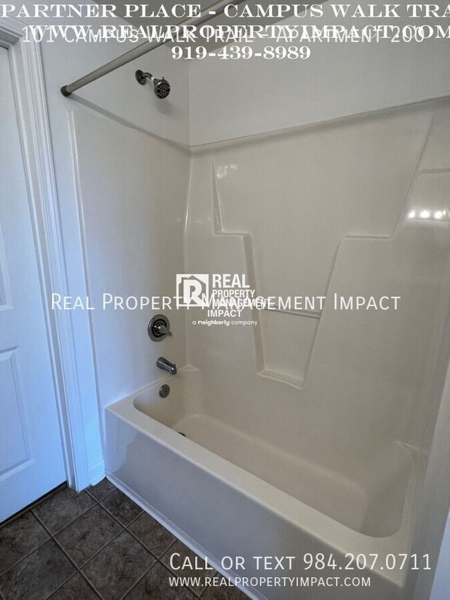 Building Photo - 101 Campus Walk Trl