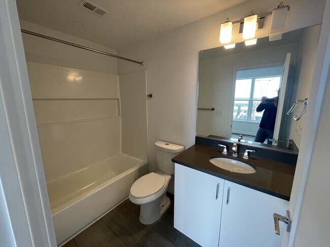 Building Photo - 2215 Minnesota Ave SE