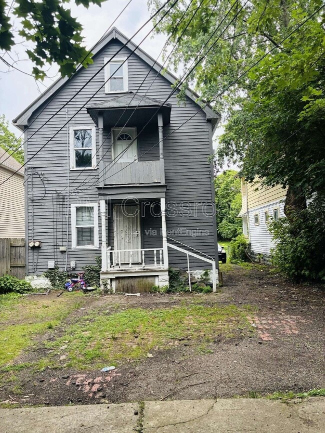 Building Photo - 2948 E 125th St