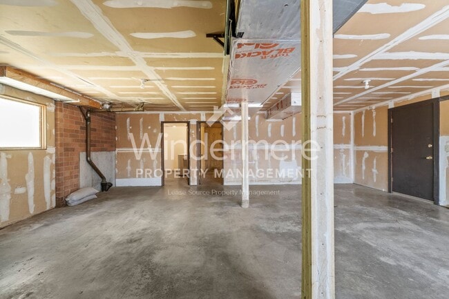 Building Photo - 2-bedroom Apartment In Hangman Valley