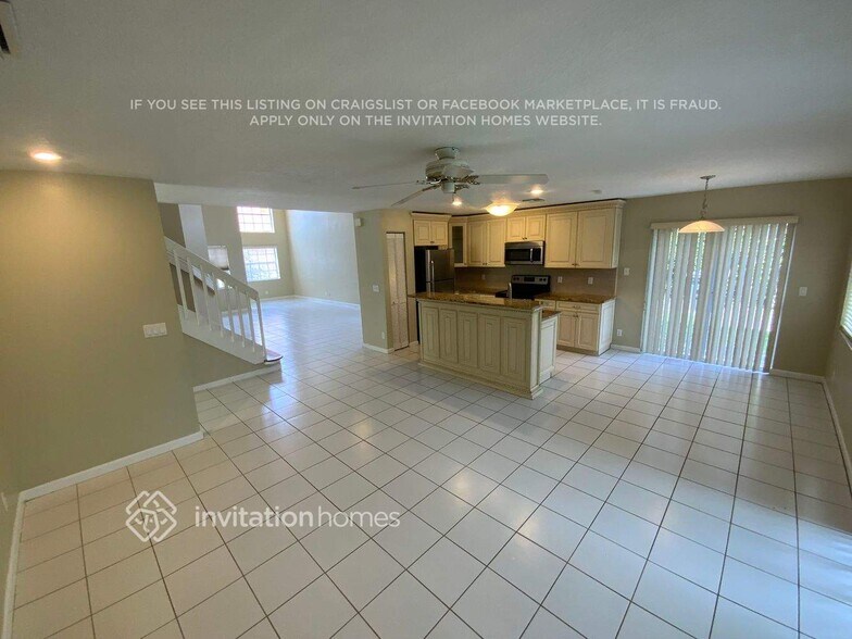 Building Photo - 12400 Summer Springs Dr
