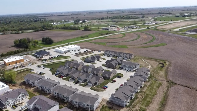 Building Photo - Reserve Mahomet 3br/3ba Townhome