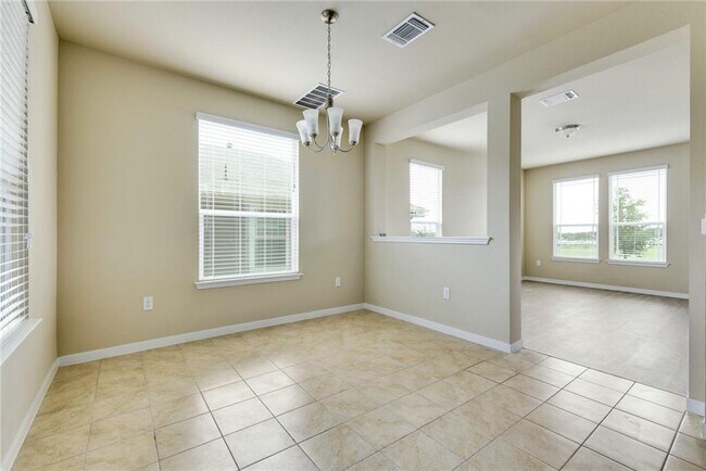 Building Photo - 1800 Arborside Dr