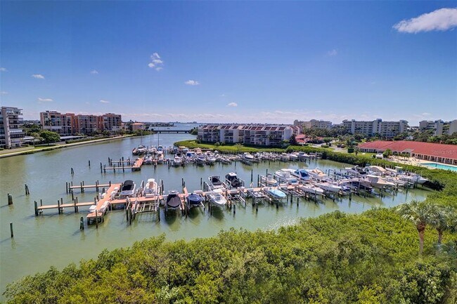 Building Photo - 7963 Sailboat Key Blvd S