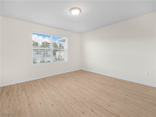 Building Photo - 4580 Sparkling Shell Ave