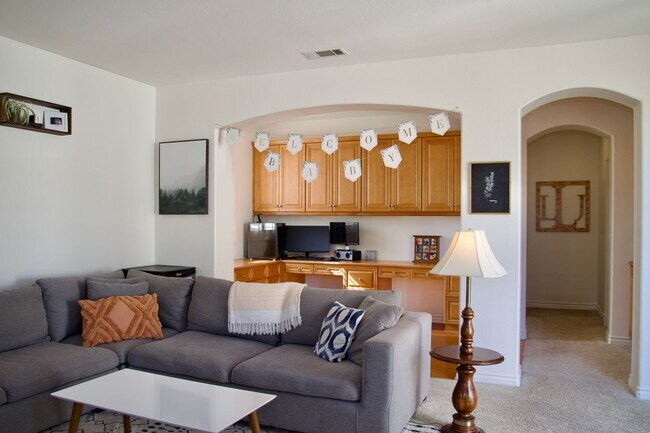 Building Photo - Carlsbad Arroyo Retreat