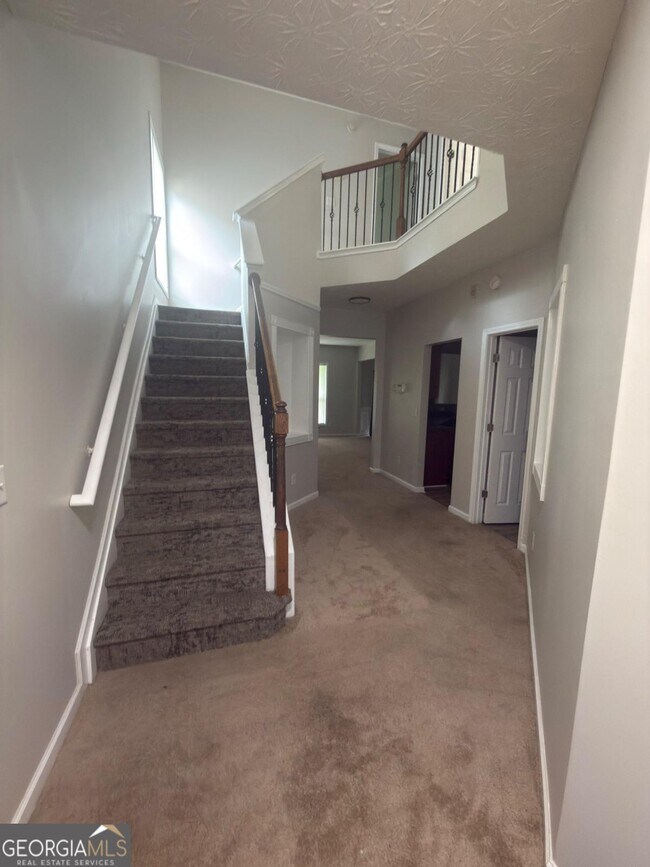 Building Photo - 6106 Allpoint Way