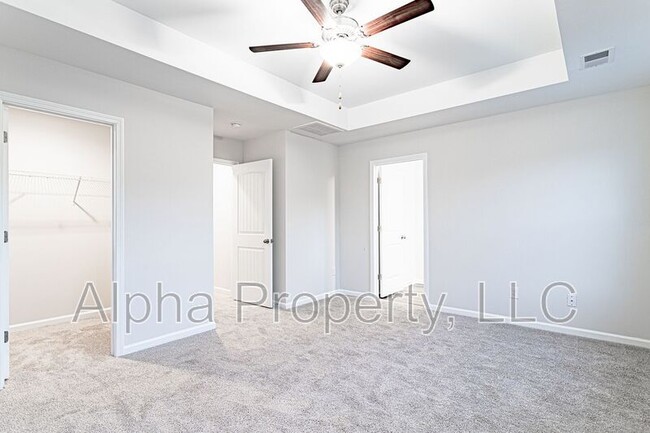 Building Photo - 320 Trail Branch Ct.