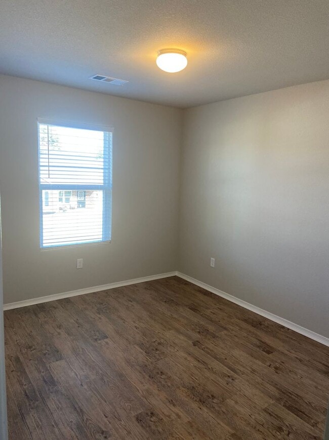 Building Photo - 2612 Grand Ln