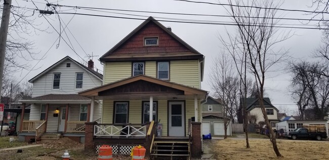 Building Photo - Brooklyn Centre neighborhood - 3  bedroom/...