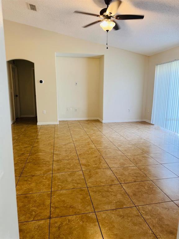 Building Photo - 209 Kingfish Way