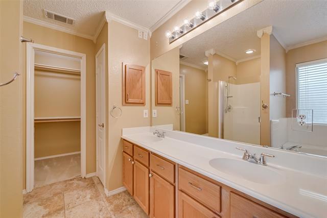 Building Photo - 728 Quail Dr