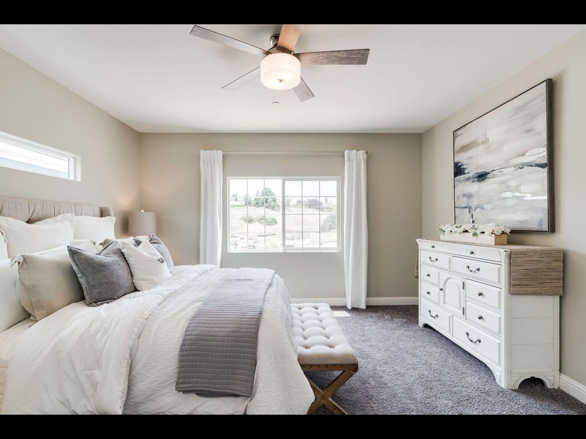 Building Photo - 271 Via Las Casitas