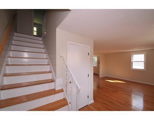 Building Photo - 176 Winthrop St