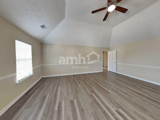 Building Photo - 3705 Sidda Way