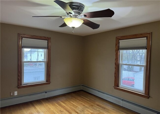 Building Photo - 60 Notre Dame St