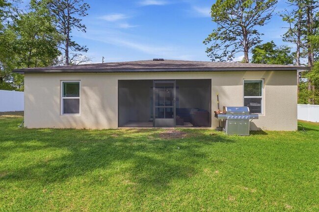 Building Photo - 8361 N Elkcam Blvd