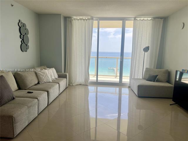 Building Photo - 16699 Collins Ave