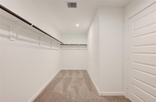 Building Photo - 30231 Belgrade Pk Ln