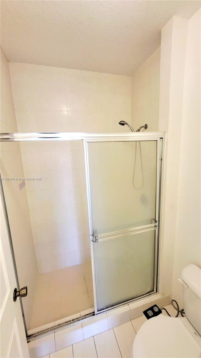 Building Photo - 2234 Coral Reef Ct