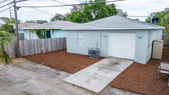 Building Photo - 2851 Emerson Ave S