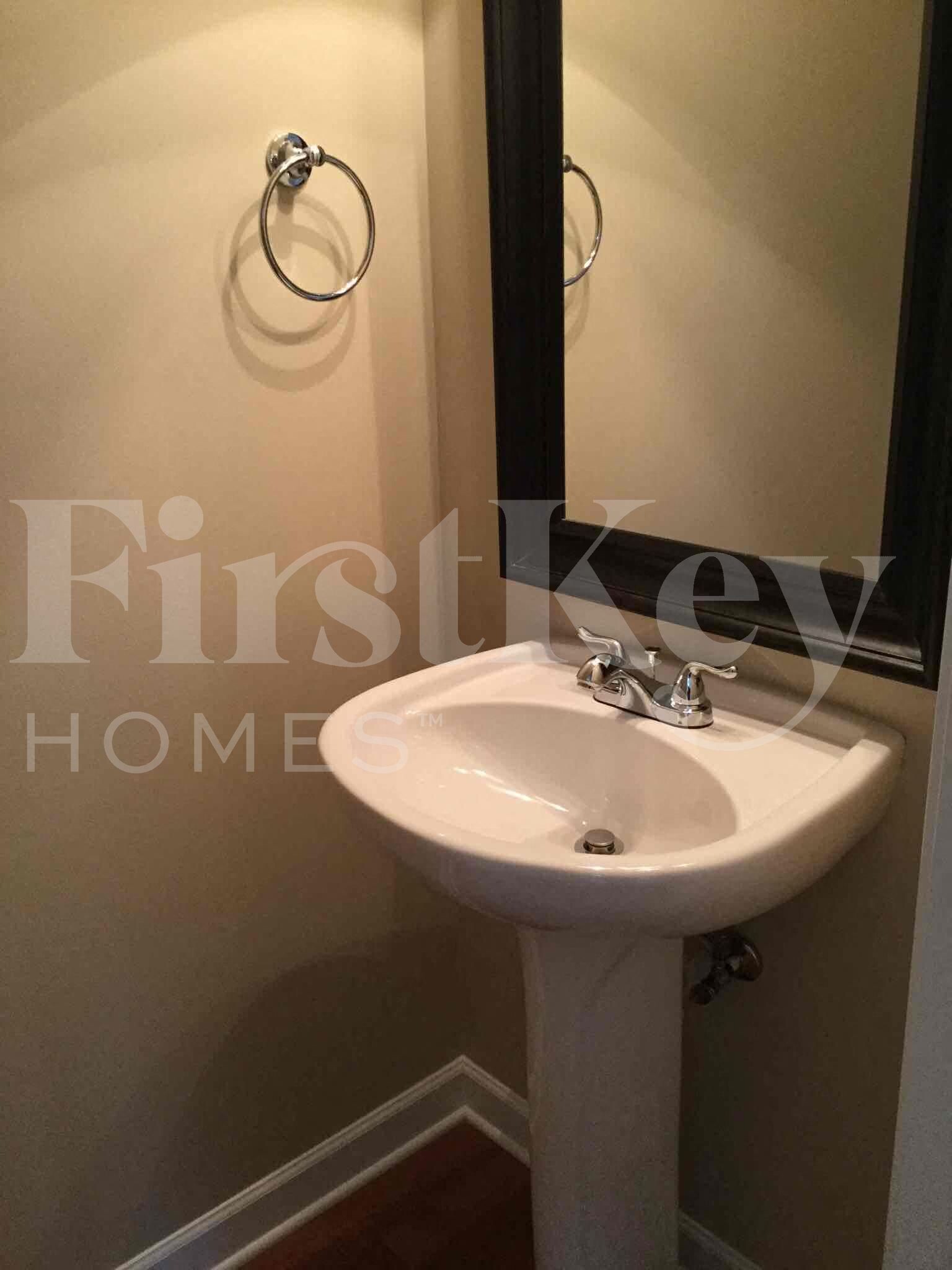 Building Photo - 1504 Aries Ln