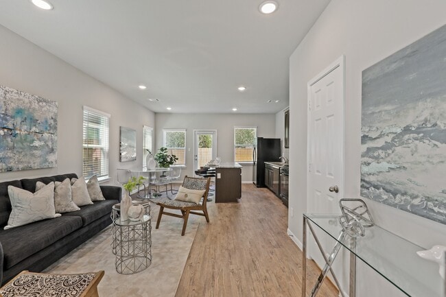 Building Photo - 13513 Axel Ln