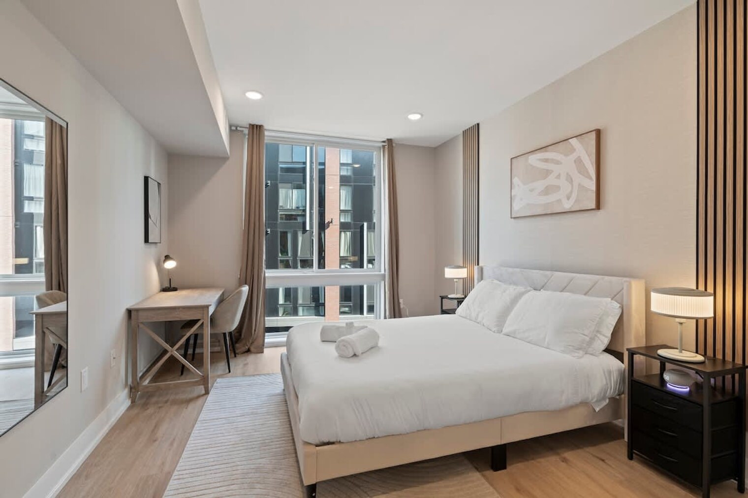 Building Photo - 901 Canal St