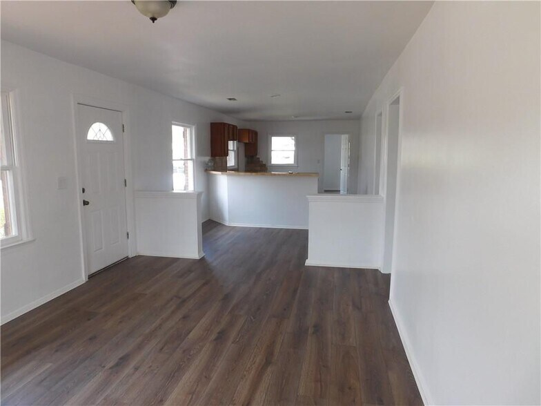 Building Photo - 2174 Whites Mill Rd