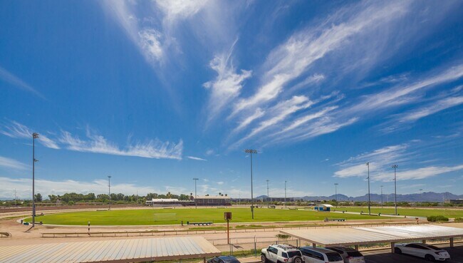 Building Photo - 2BR-2BATH  IN SOUGHT AFTER TWELVE HUNDRED ...