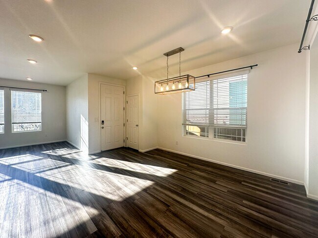Building Photo - 17430 Pacific Peak Cir