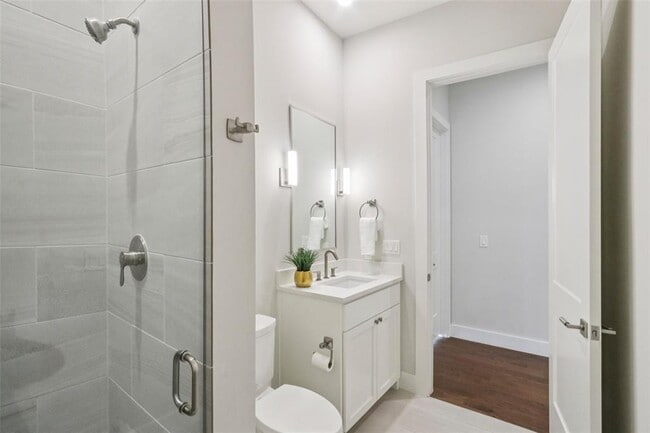 Building Photo - 2404 Sailboat Pass