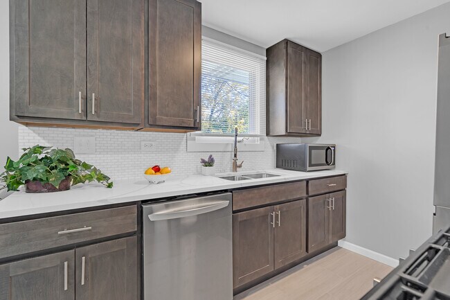 Building Photo - 403 Arrowhead Trail