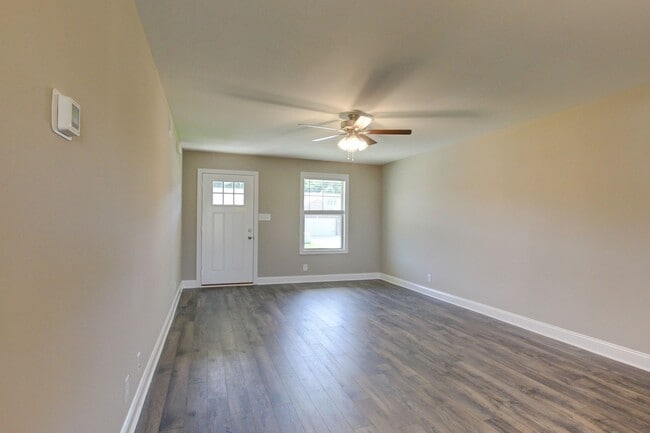 Building Photo - Brand New 3BR, 2.5BA Home!