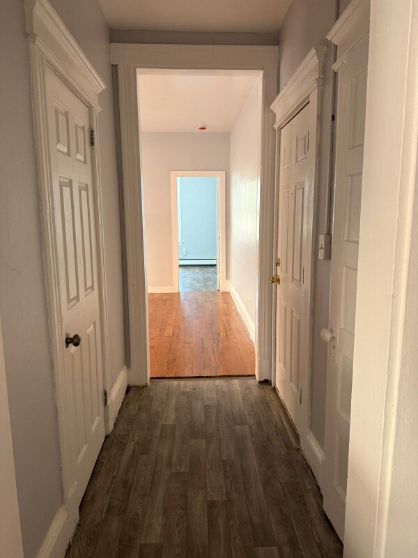 Building Photo - 17-19-19 Ellsworth St