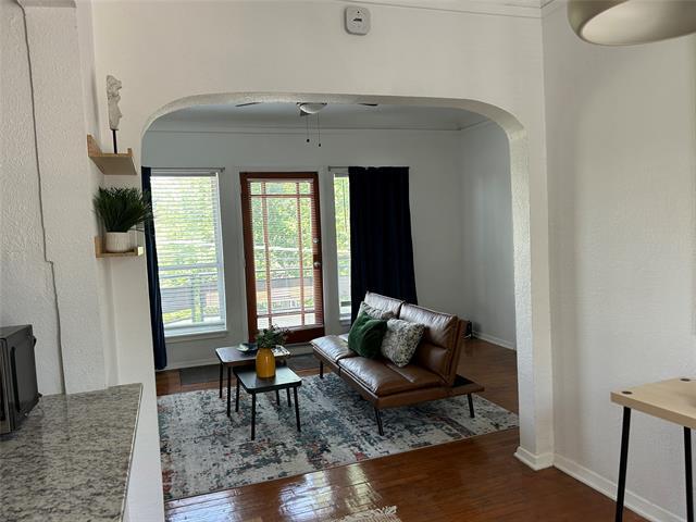 Building Photo - 5305 Reiger Ave