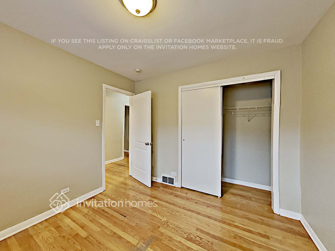 Building Photo - 10111 S 53rd Ave