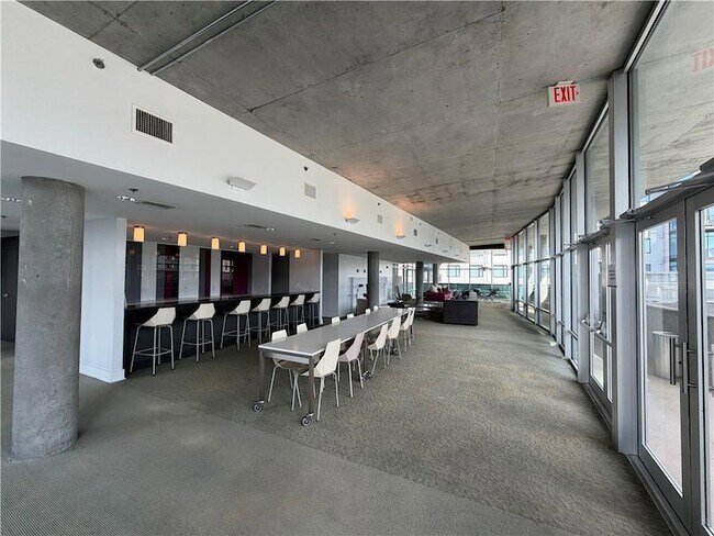 Building Photo - 845 Spring St NW