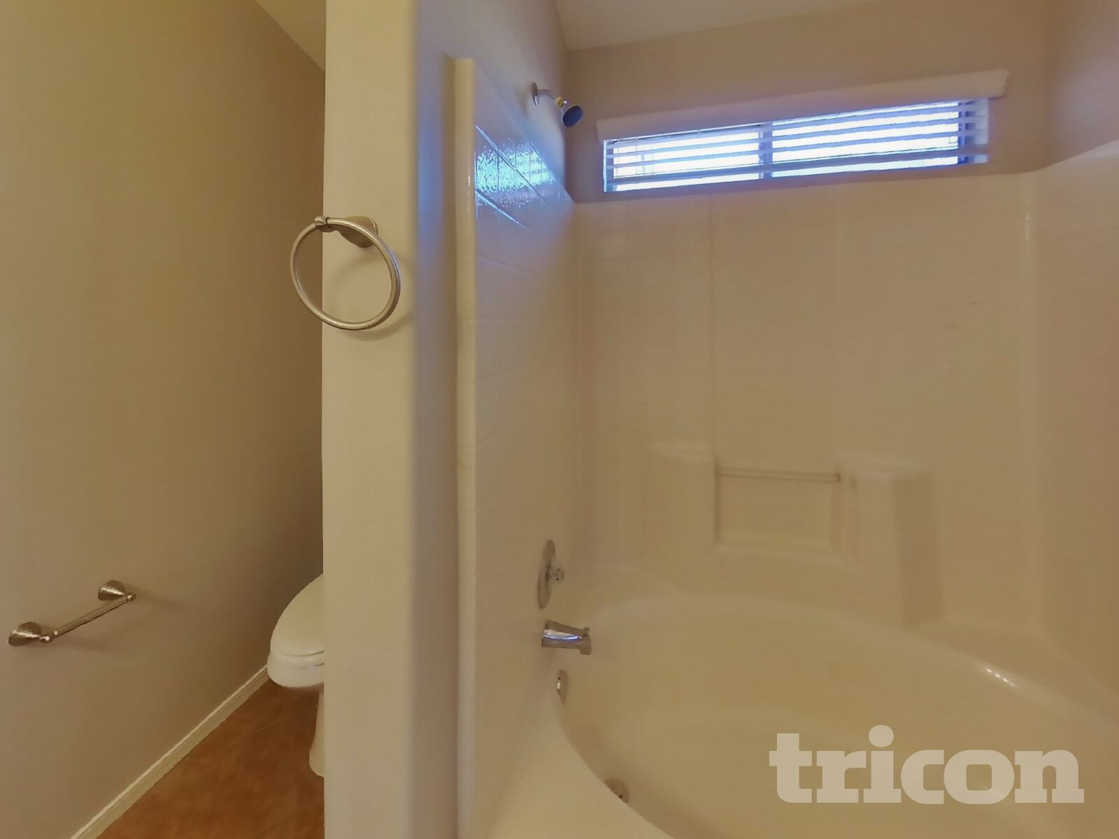 Building Photo - 11122 E Arbor Ave