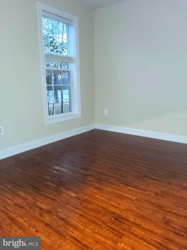 Building Photo - 15886 Mackenzie Manor Dr