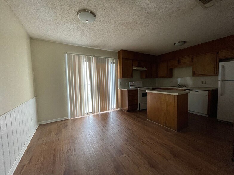 Building Photo - 3407 Victoria Cir