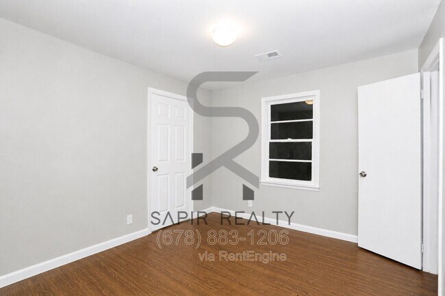 Building Photo - 202 Wendan Way