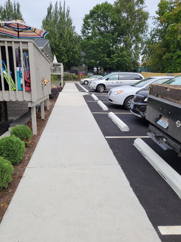 Building Photo - 2755 NE Hogan Dr